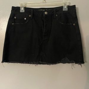 American Eagle black denim skirt size 10
